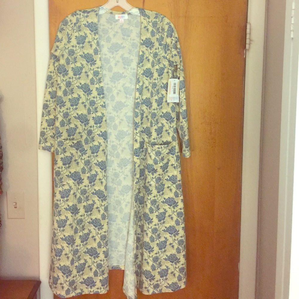 🌹 HTF Beauty And The Beast Roses Sarah 🌹